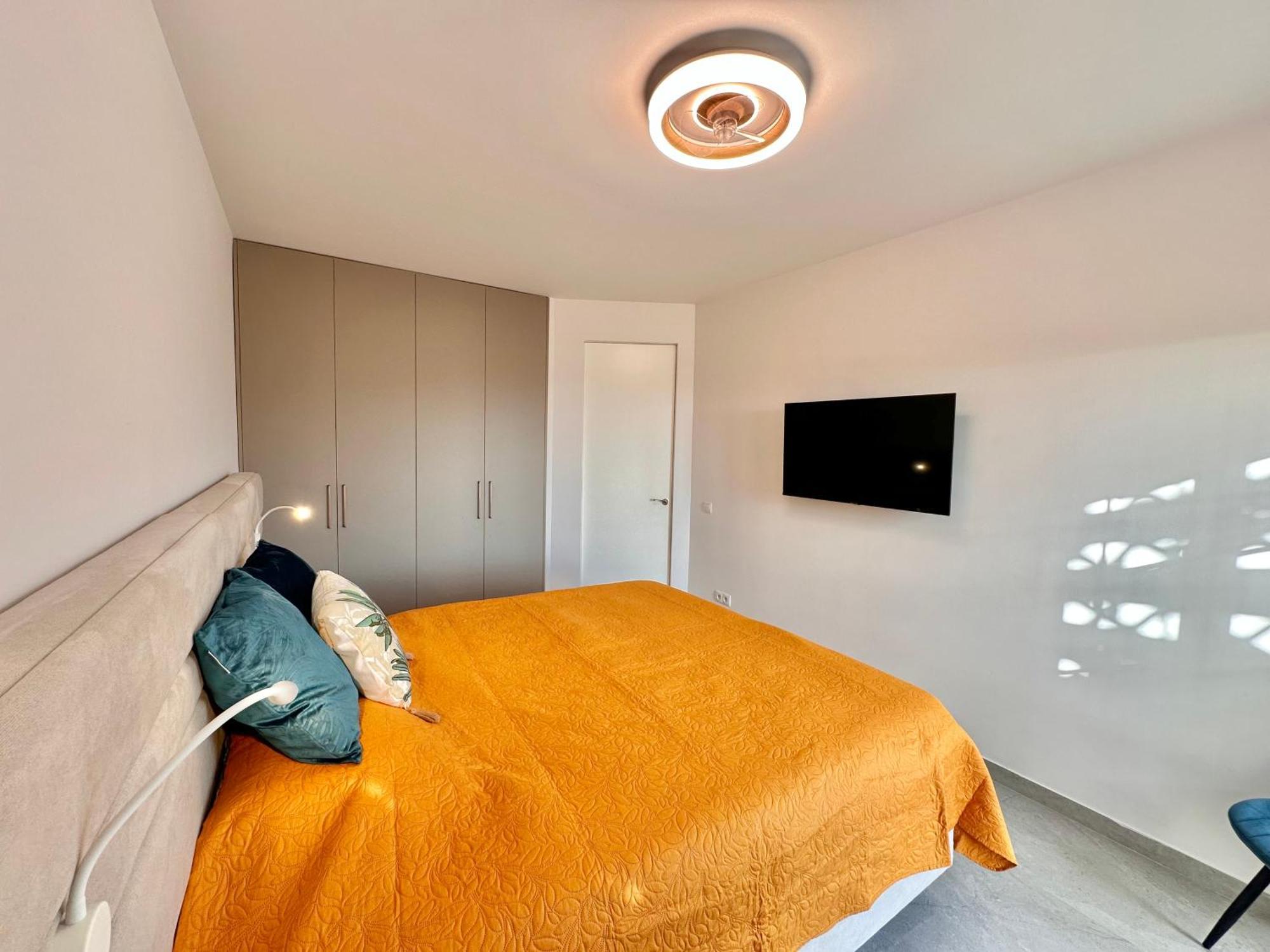 Sunset Apartment 2 & Heated Pool Los Cristianos  Exterior photo