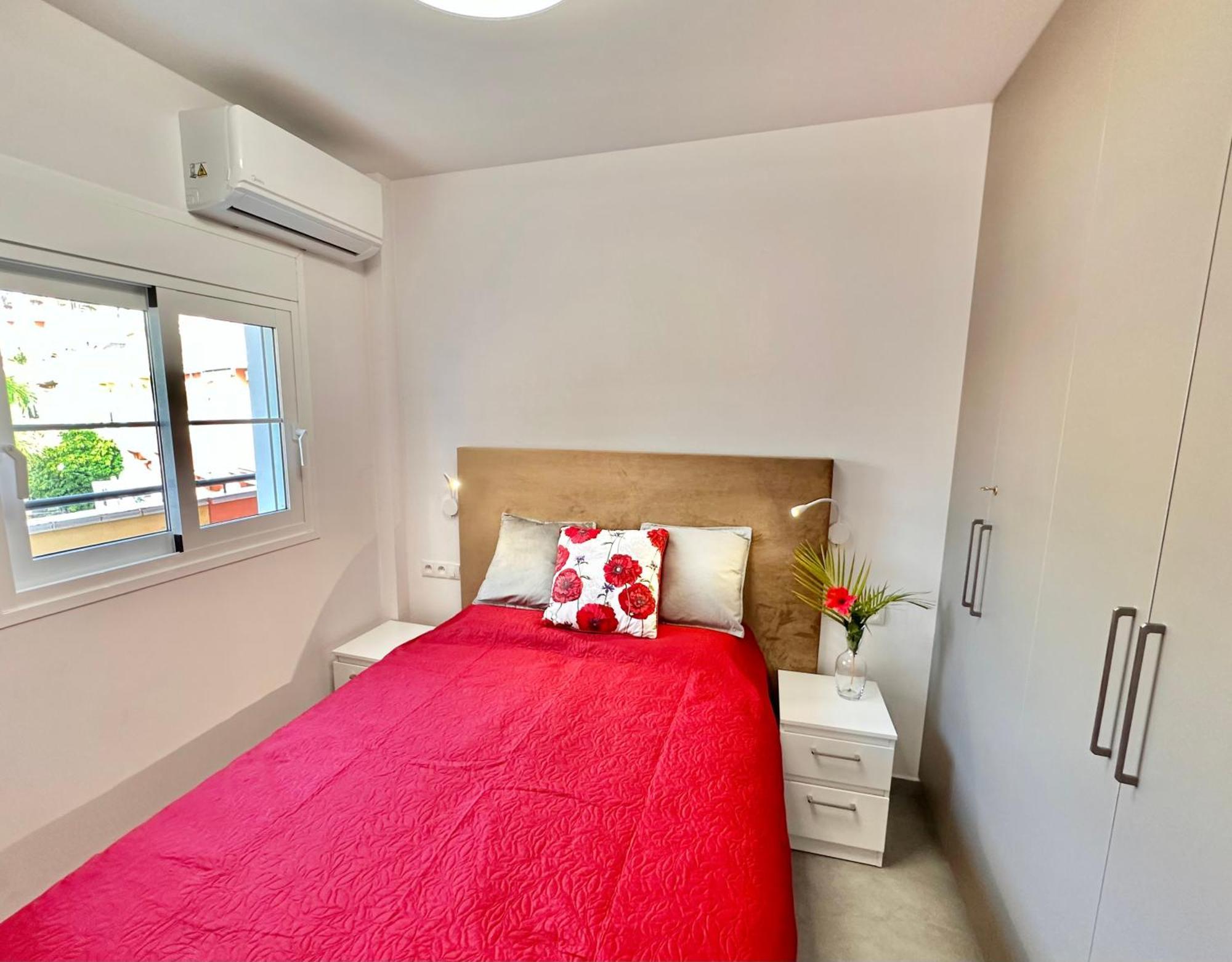 Sunset Apartment 2 & Heated Pool Los Cristianos  Exterior photo